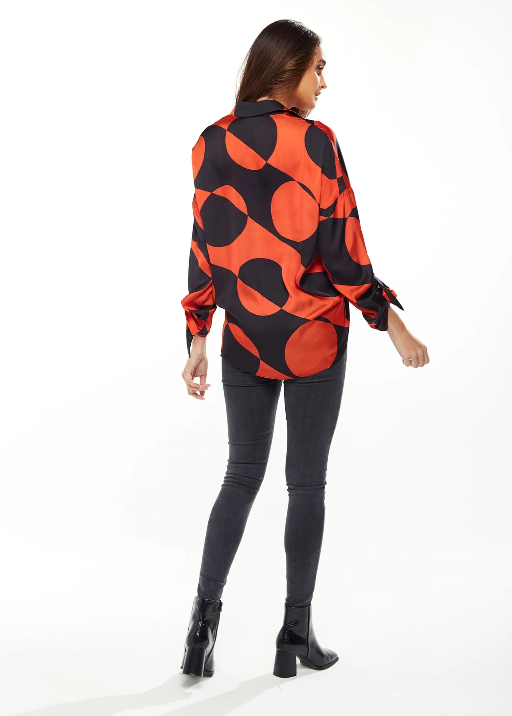 Liquorish Blouse with Oversized Polka Stripe Pattern in Red & Black
