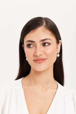 Liquorish Heart Stud Earrings With Pearl  Heart Drop In Gold
