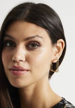 Liquorish Square Hoop Earrings In Gold