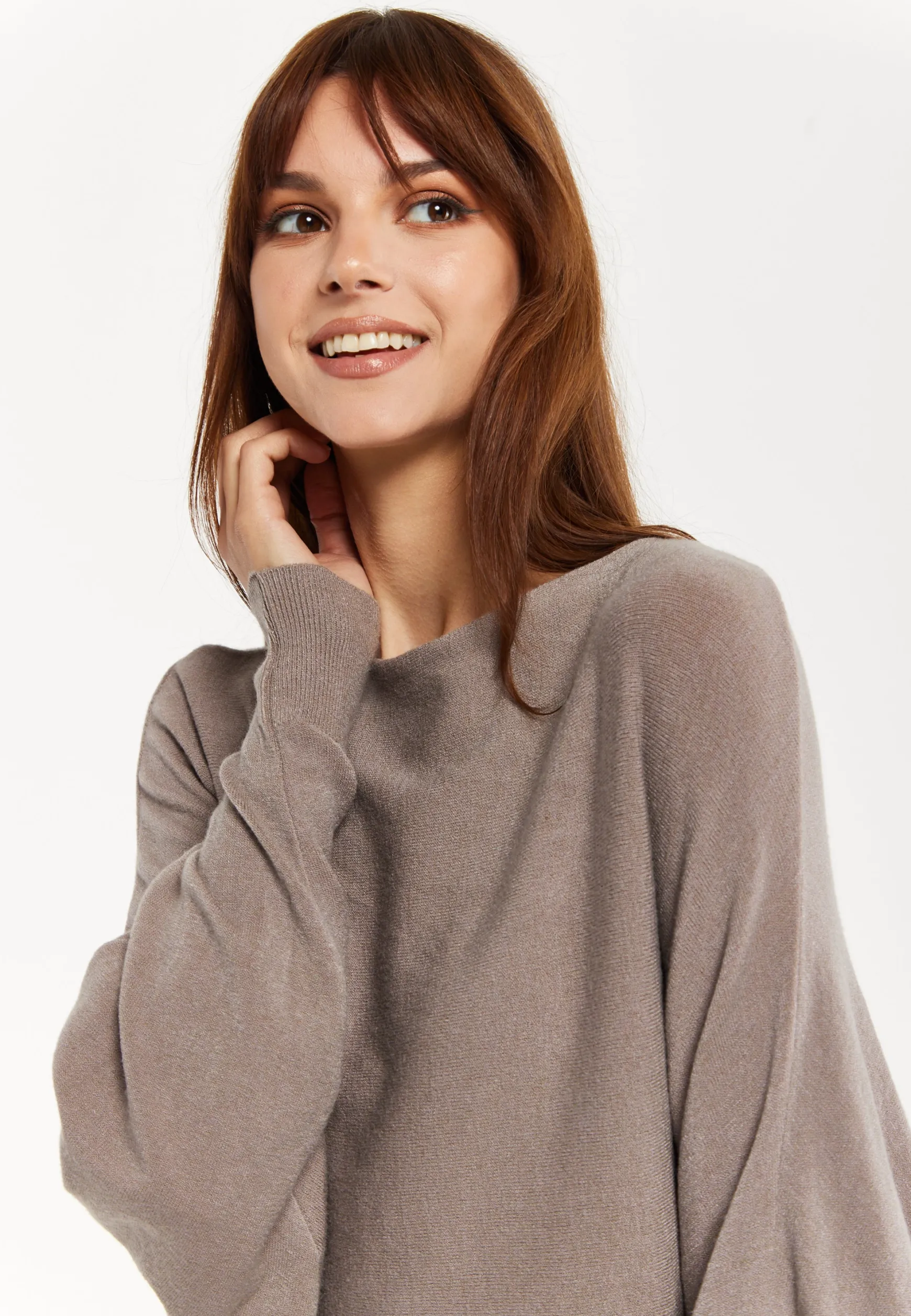 Liquorish Women's Jumper Beige Soft Knit with Batwing Sleeves - Effortless Elegance
