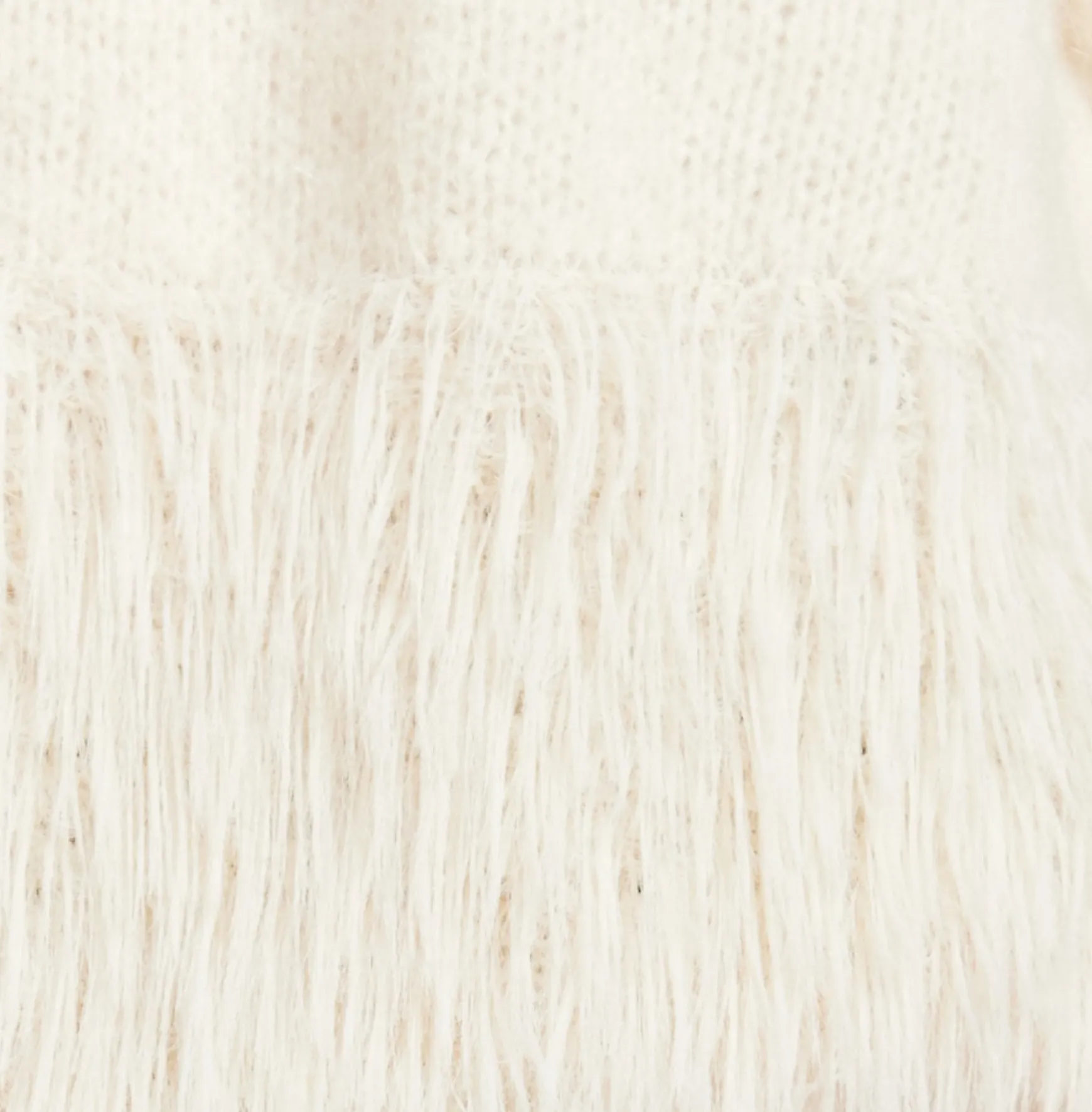 Women's Cream Short Sleeves Jumper with Chic Hem Detail and Loose Fit Design