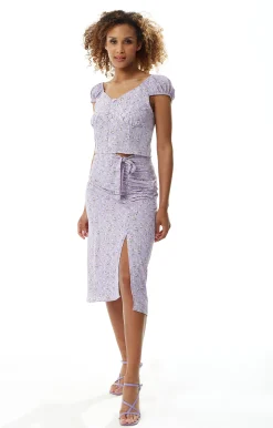 Women's Floral Button Up Front Top In Lilac - Button front, Deep V neck, Elasticated back, Regular fit, Perfect for summer.