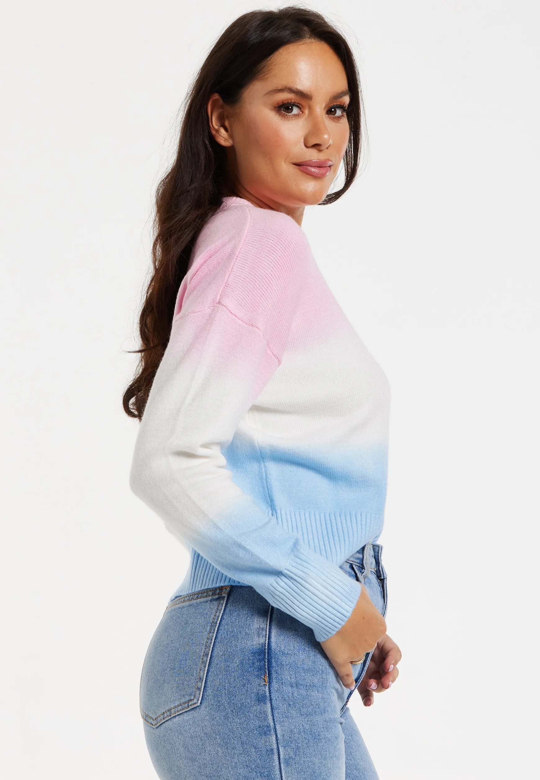 Women's Jumper with Long Sleeves in Ombre Pink, White, and Blue - Soft and Cozy Regular Fit Design