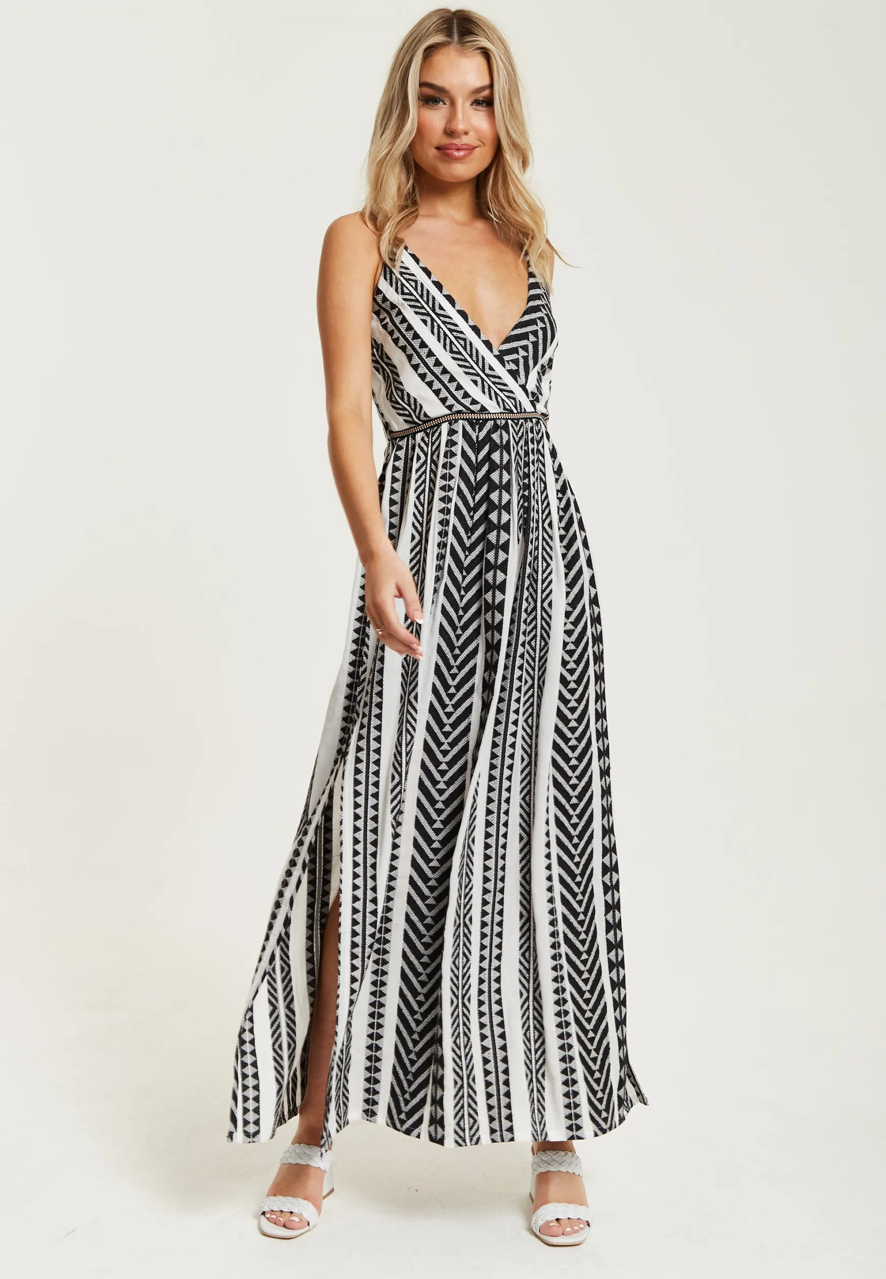 Women's Maxi Dress in White and Black with Sleeveless Design - Liquorish