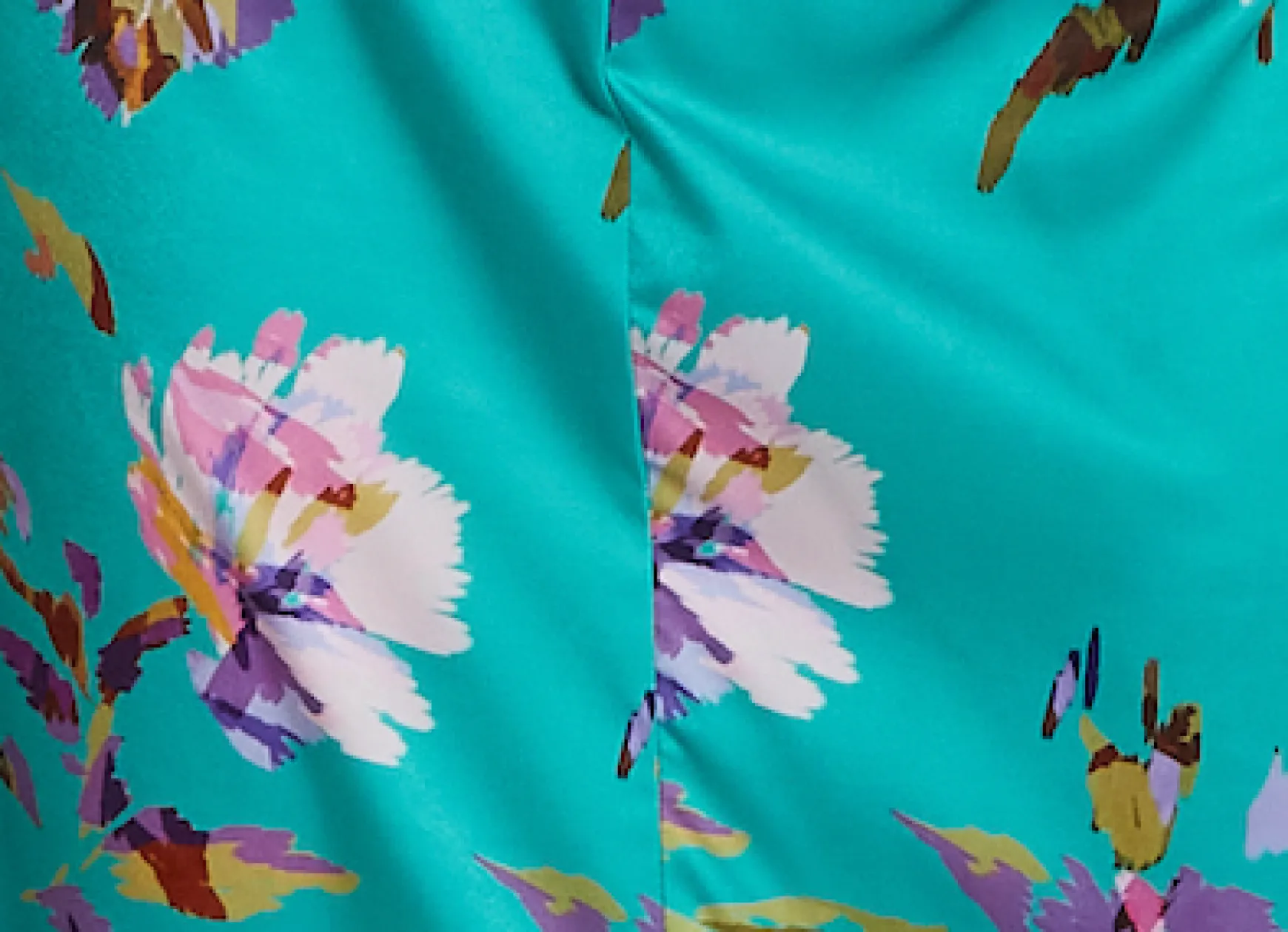 Women's Midi Dress in Green Floral with Short Sleeves and Knot Front - Slit Detail, V Neck - Perfect for Spring by Liquorish