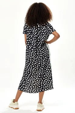 Women’s Midi Dress, Oversized Animal Print Shirt Dress with Black Collar, Short Sleeves, Button-Up Front, Chic and Comfortable Fashion