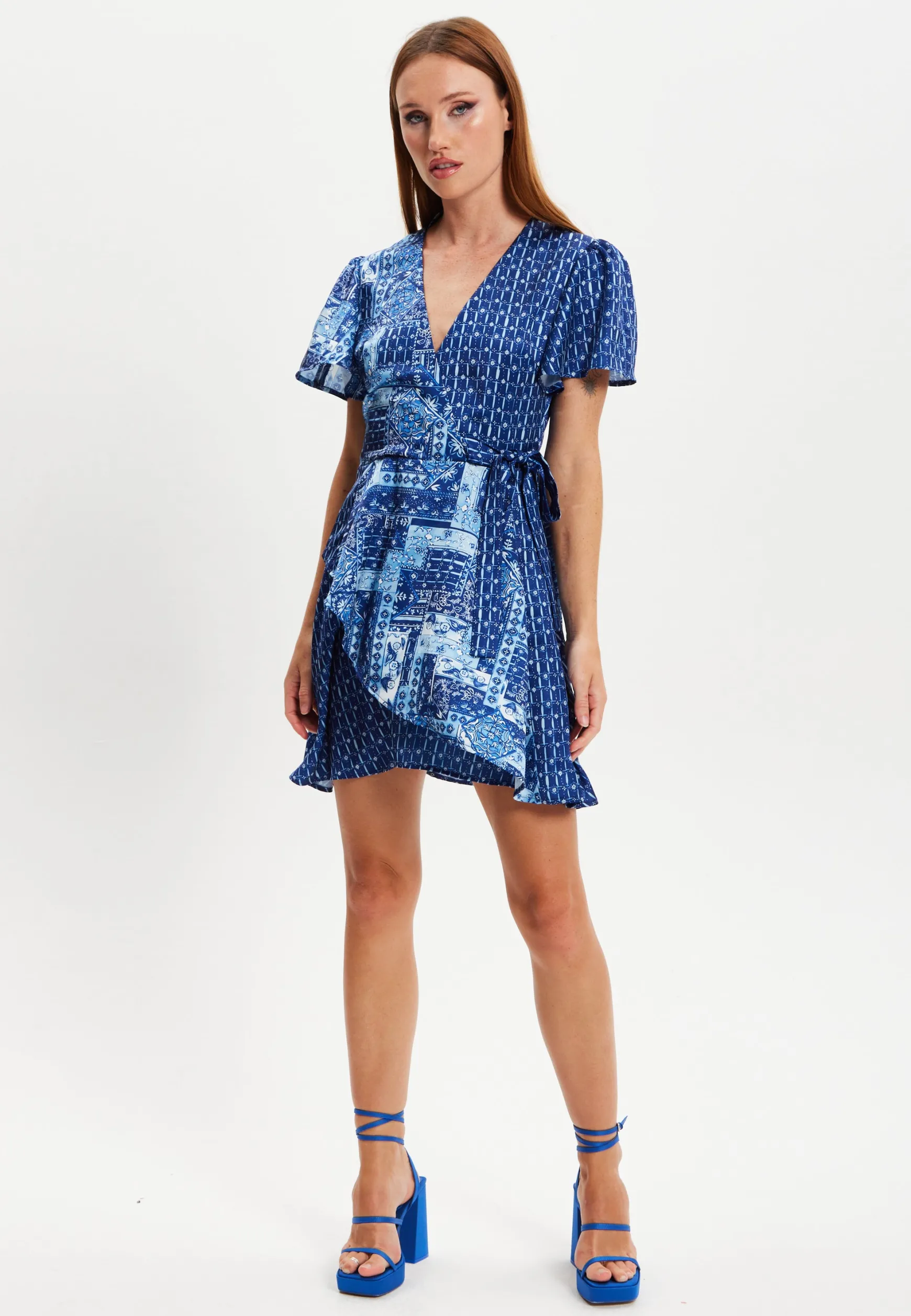 Women's Mini Dress with Angel Sleeves and Scarf Print Tie Waist - Elevate Your Style with Liquorish