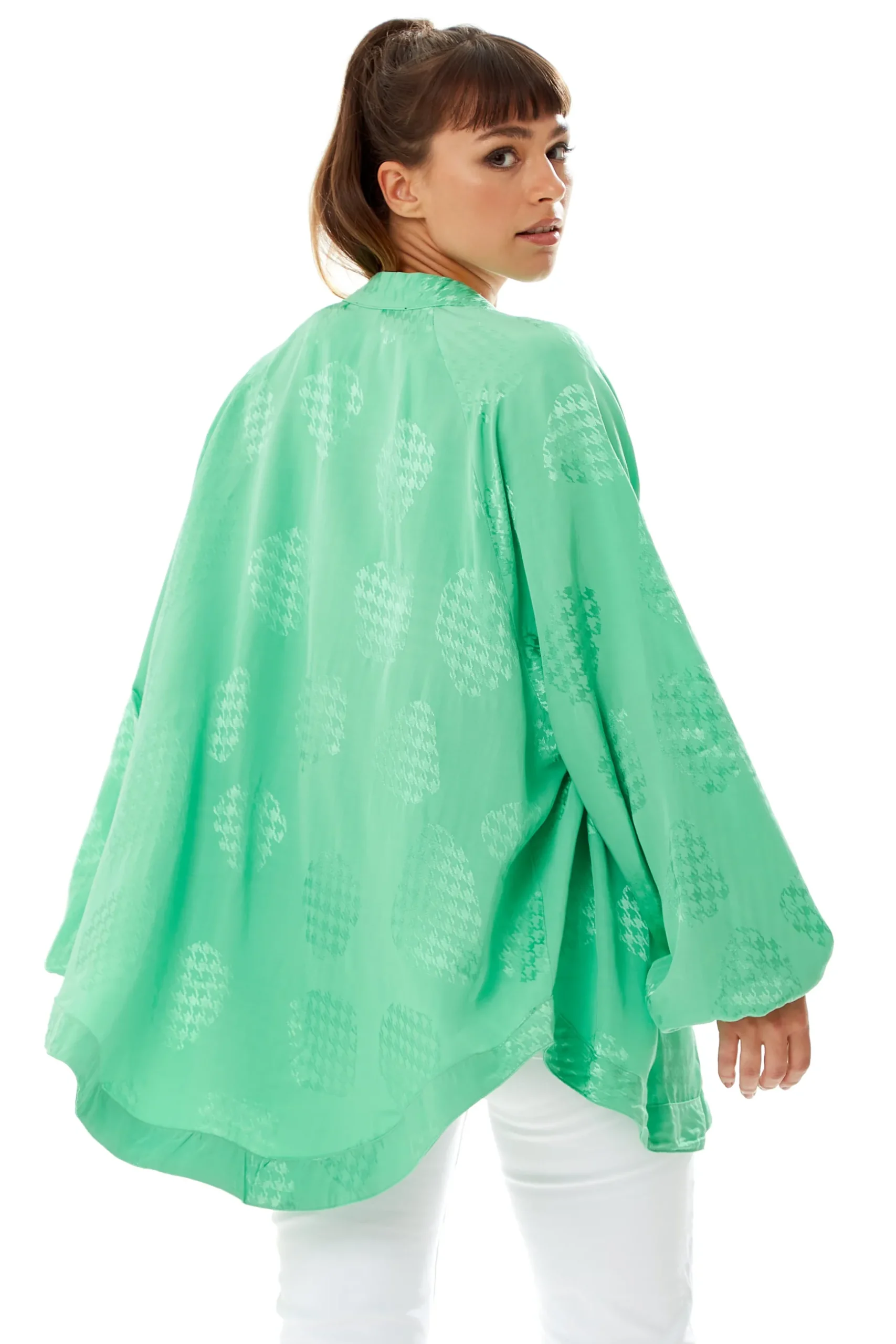 Women's Oversized Long Sleeve Green Jacquard Kimono with Open Front Design and Elegant Texture for Effortless Style