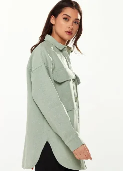 Women’s Shirt Jacket with Oversized Pocket Details in Green - Button Up, Shirt Collar, Full-Length Sleeves, Oversized Fit