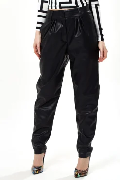 Women's Trousers in Classic Black with Pleated Detail and Tapered Fit - Stylish Leather Look by Liquorish